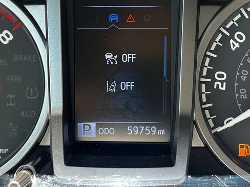 Used 2022 Toyota Tacoma SR5 w/ Technology Package RWD image 25