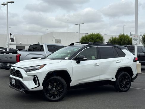 Certified 2024 Toyota RAV4 XSE AWD/4WD image 2