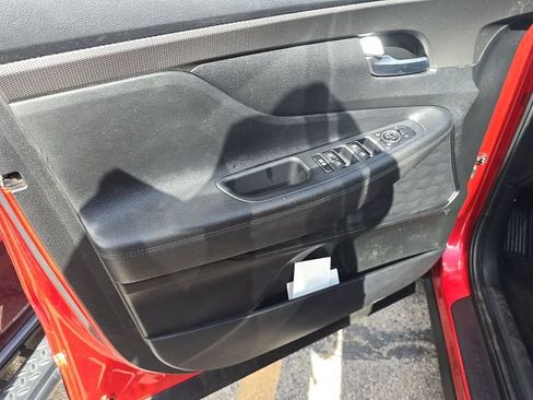 Used 2020 Hyundai Santa Fe SEL FWD image 16