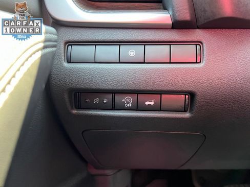 Used 2024 Nissan Rogue Platinum AWD/4WD image 11