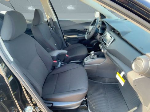 New 2025 Nissan Kicks Play S image 28