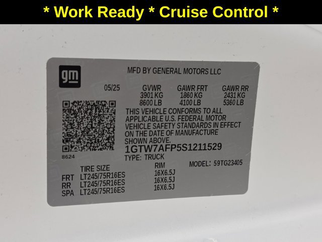 Used 2025 GMC Savana 2500 w/ Driver Convenience Package RWD image 10