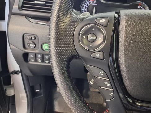Used 2023 Honda Ridgeline Black Edition image 7