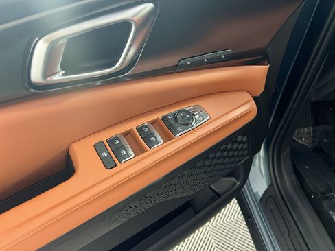 New 2026 Kia Carnival SX image 16