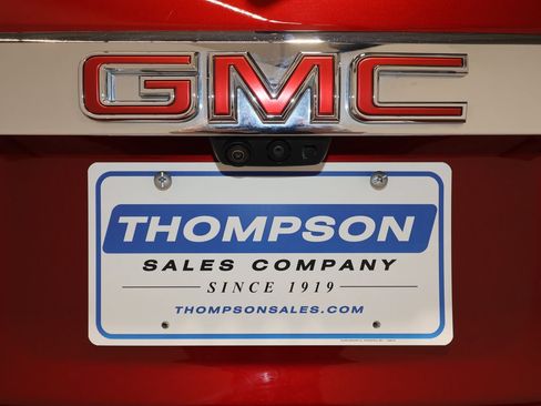 Used 2023 GMC Acadia Denali w/ Denali Ultimate Package FWD image 40
