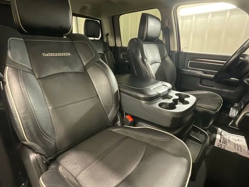 Used 2024 RAM 2500 Laramie AWD/4WD image 13