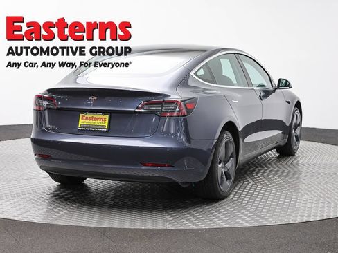 Used 2019 Tesla Model 3 Standard Range Plus RWD image 5