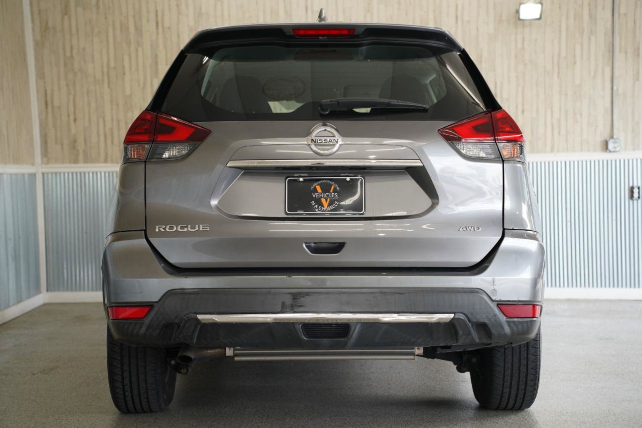 Used 2018 Nissan Rogue S AWD/4WD image 9