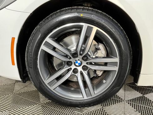 Used 2023 BMW 530i xDrive 530i xDrive w/ Premium Package image 12