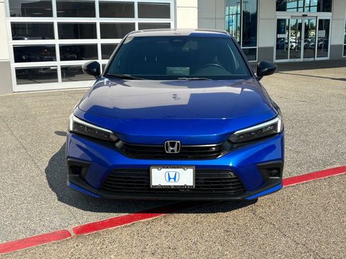 Used 2024 Honda Civic Sport image 2