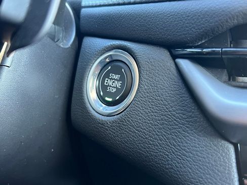 Certified 2024 Cadillac XT4 Premium Luxury image 21