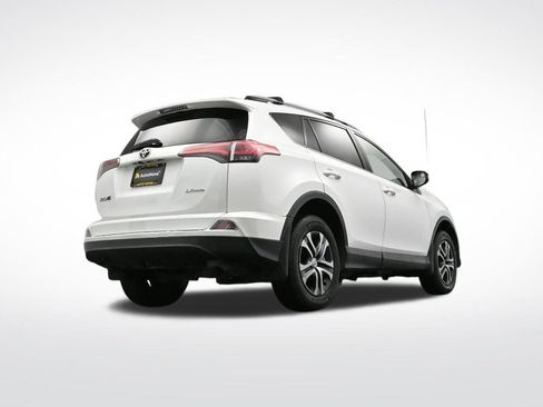 Used 2016 Toyota RAV4 LE image 36