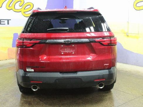 Used 2024 Chevrolet Traverse RS image 7