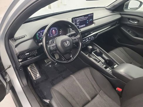 Used 2024 Honda Accord Sport image 23
