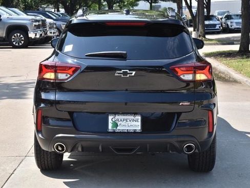 Used 2022 Chevrolet TrailBlazer RS FWD image 10