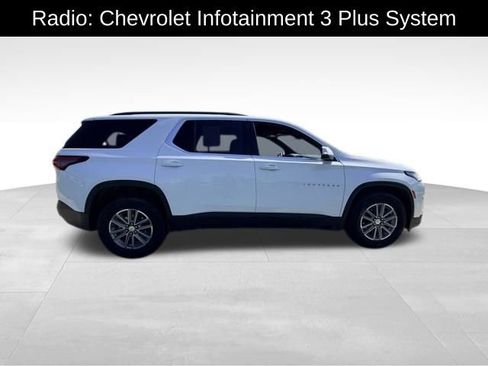Used 2024 Chevrolet Traverse LT AWD/4WD image 6