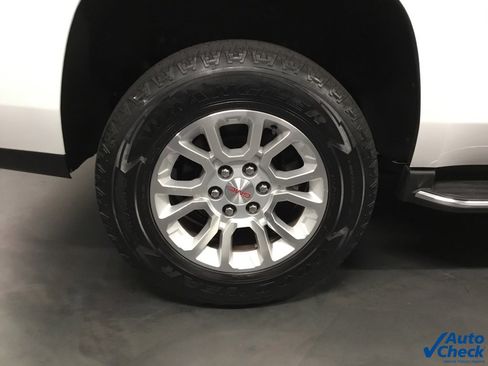 Used 2017 GMC Yukon SLT image 21