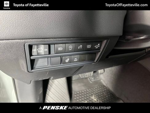 New 2026 Toyota Tundra Limited AWD/4WD image 28