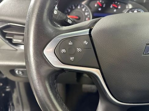 Used 2022 Chevrolet Traverse LT FWD image 15