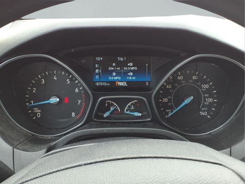 Used 2018 Ford Focus SE image 12