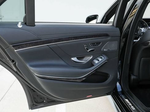 Used 2017 Mercedes-Benz S 63 AMG 4MATIC Sedan image 30