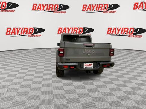 Used 2021 Jeep Gladiator Rubicon image 7