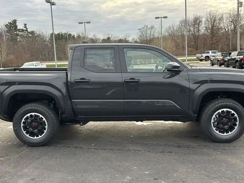 New 2026 Toyota Tacoma TRD Off-Road image 27