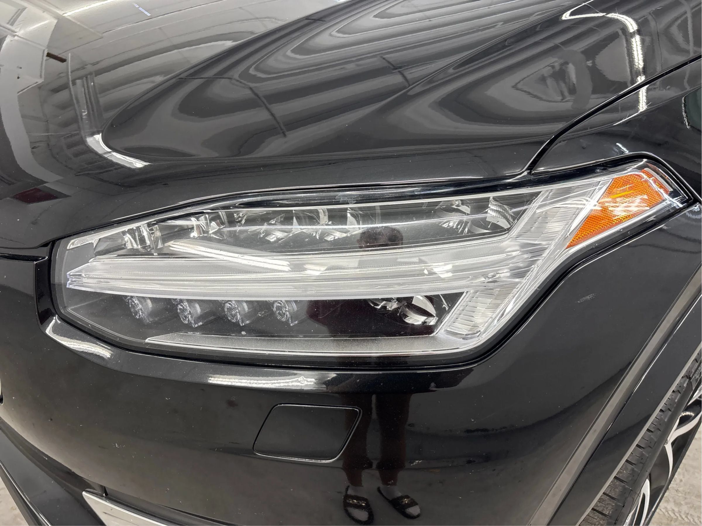 Used 2022 Volvo XC90 T8 Inscription Expression w/ Climate Package AWD/4WD image 32