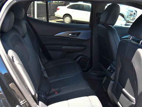 Used 2025 Chevrolet Equinox EV LT FWD image 50