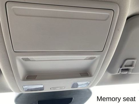 Used 2023 Ford Escape Platinum image 24