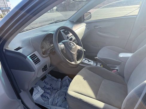 Used 2010 Toyota Corolla LE w/ All Weather Guard Pkg FWD image 9