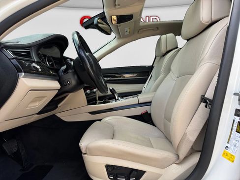 Used 2012 BMW 740i RWD image 12