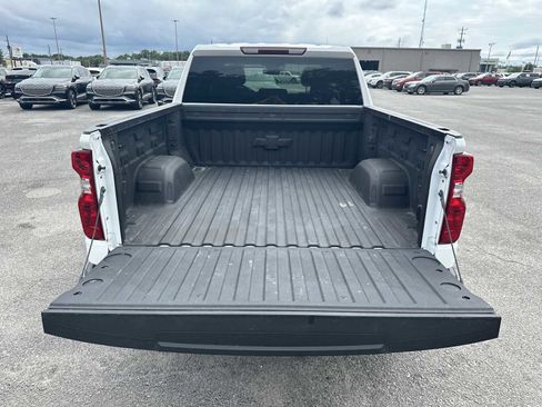 Used 2025 Chevrolet Silverado 1500 LT AWD/4WD image 25