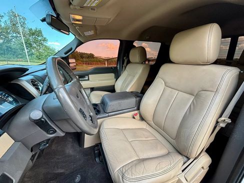 Used 2014 Ford F150 XLT w/ Equipment Group 302A Luxury AWD/4WD image 16