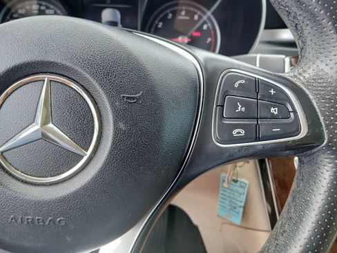 Used 2018 Mercedes-Benz GLC 300 w/ Premium Package image 29