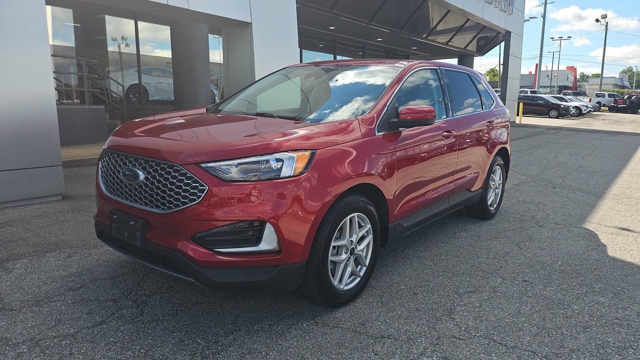 Used 2024 Ford Edge SEL AWD/4WD image 8