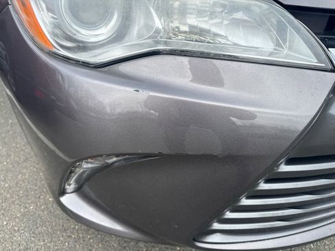 Used 2017 Toyota Camry XLE w/ Convenience Package image 5