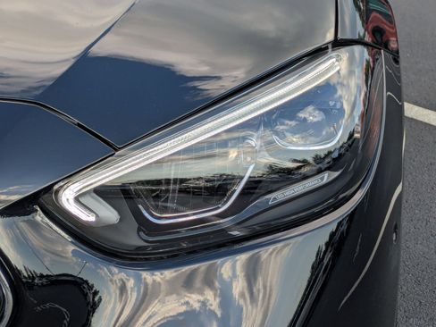 New 2025 Mercedes-Benz C 300 4MATIC Sedan image 6