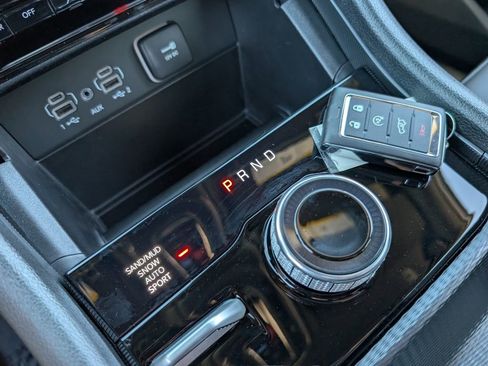 New 2025 Jeep Grand Cherokee Limited image 28