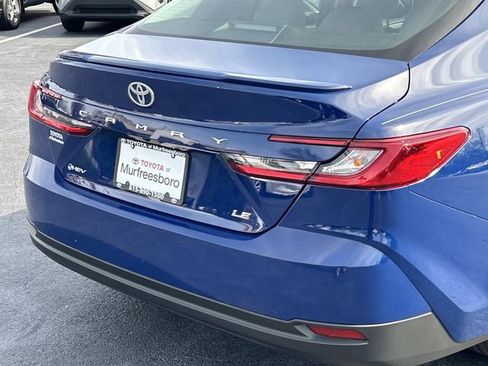 Used 2025 Toyota Camry LE w/ Convenience Package image 11