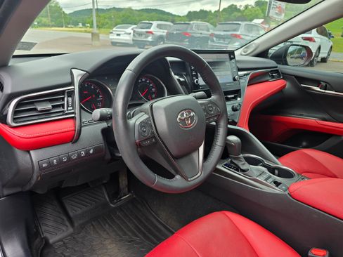 Used 2021 Toyota Camry XSE w/ Navigation Package FWD image 13
