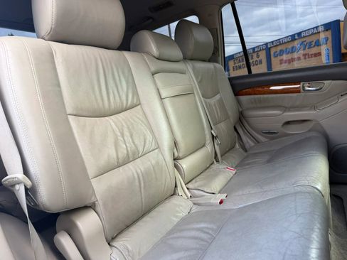 Used 2005 Lexus GX 470 AWD/4WD image 19