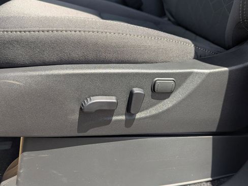 New 2026 Nissan Frontier SV AWD/4WD image 39
