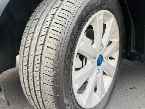 Used 2011 Ford Fiesta SE w/ 203A Rapid Spec Order Code FWD image 16