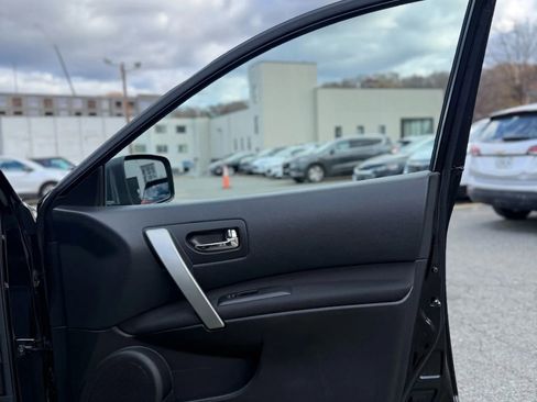 Used 2014 Nissan Rogue S w/ Convenience Package image 31