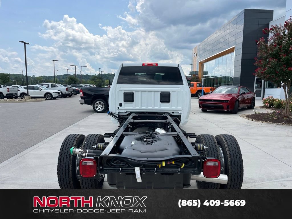 New 2026 RAM 5500 Tradesman AWD/4WD image 17
