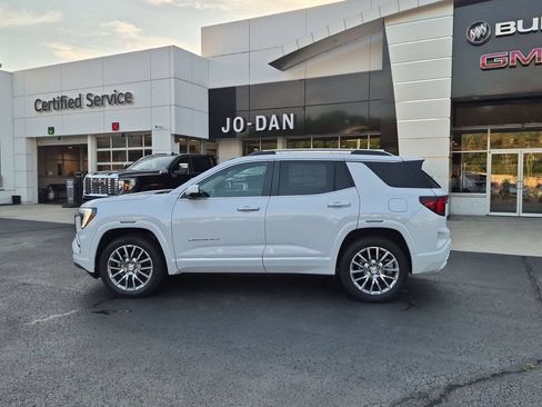 New 2027 GMC Terrain Denali w/ LPO, Floor Liner Package AWD/4WD image 8
