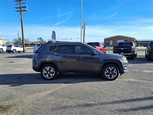 Used 2019 Jeep Compass Limited w/ Safety & Security Group image 2