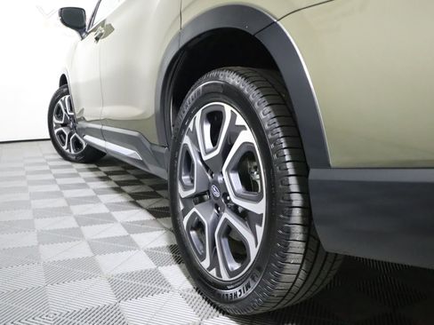 Used 2024 Subaru Ascent Limited w/ Technology Package image 9