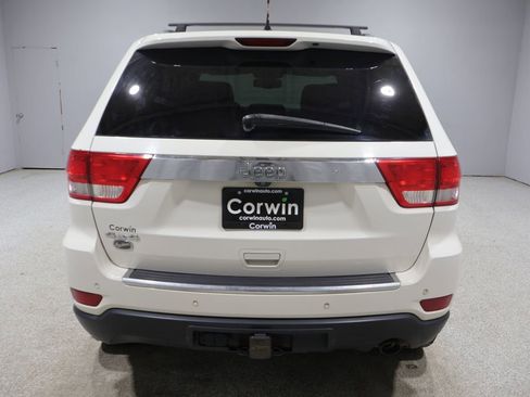 Used 2012 Jeep Grand Cherokee Overland AWD/4WD image 3